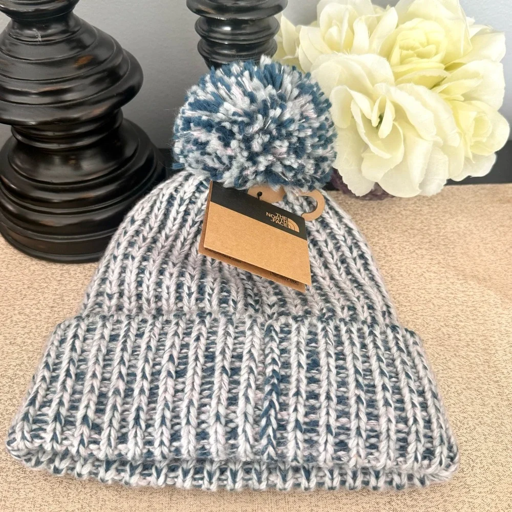 NWT The North Face Kids Youth/Junior Fleece Lined Knit Pom Beanie